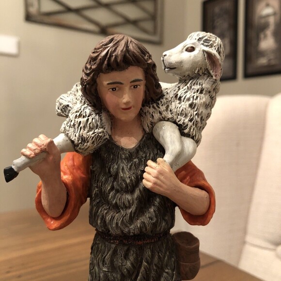 VINTAGE FLAMBRO RENAISSANCE NATIVITY RESIN GABRIEL THE SHEPHERD FIGURINE 1991 - Picture 3 of 9